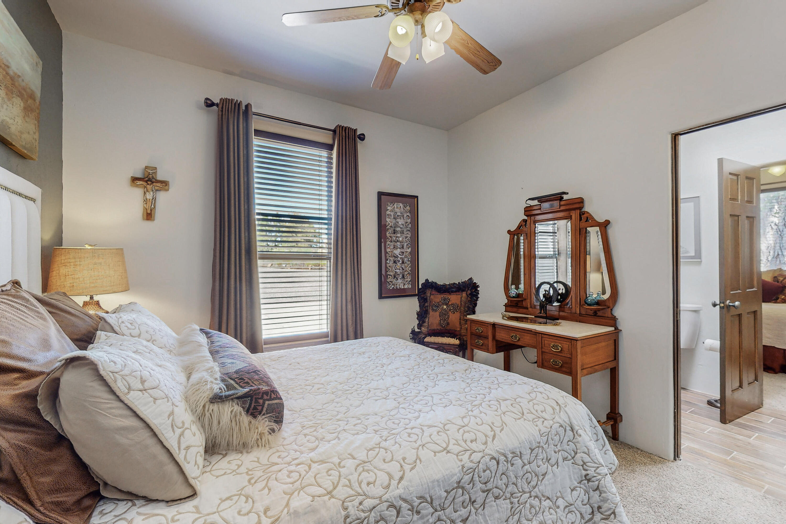 2609 Pajarito Meadows Road SW