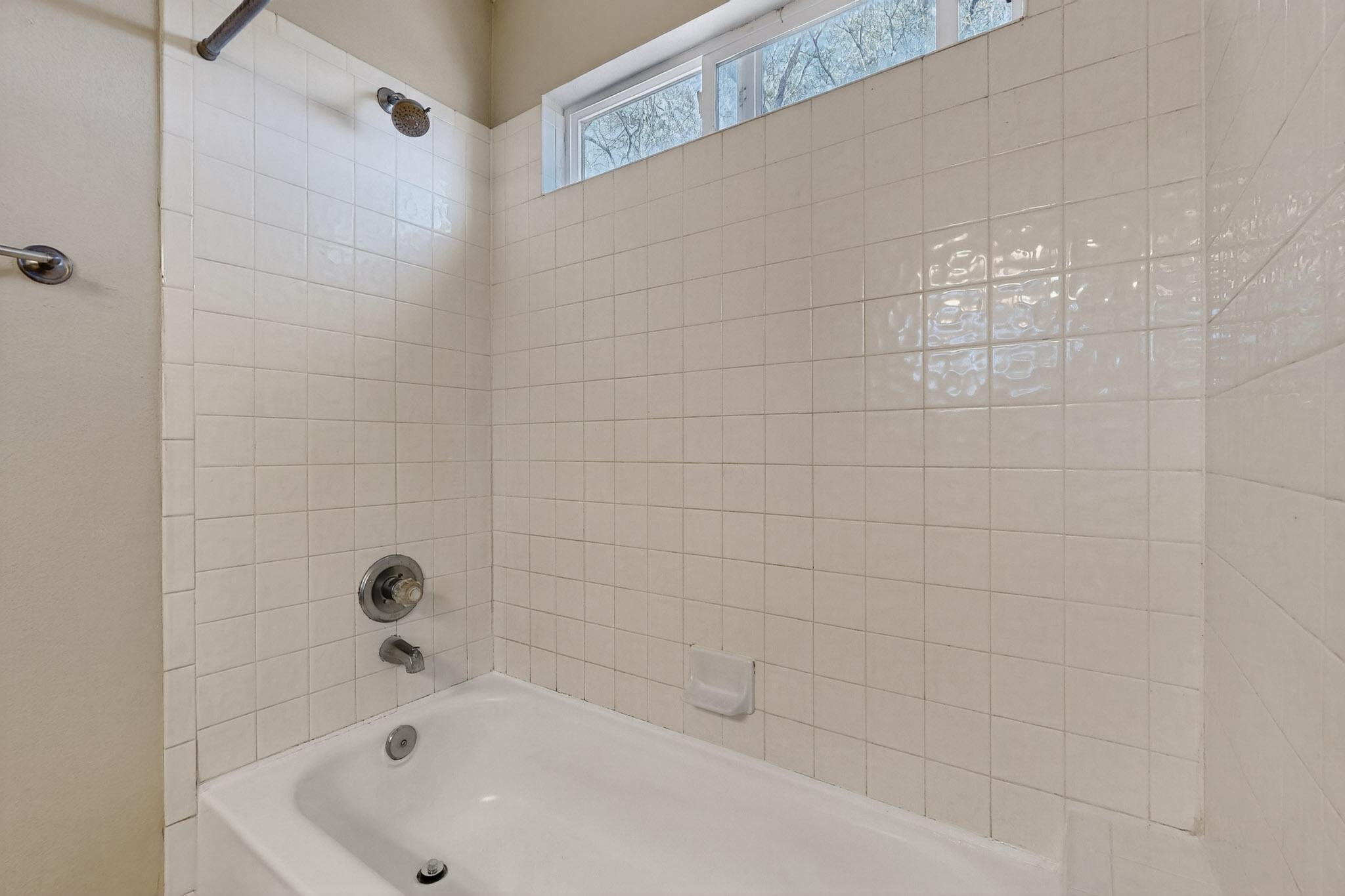 6443 Brenton Drive NW