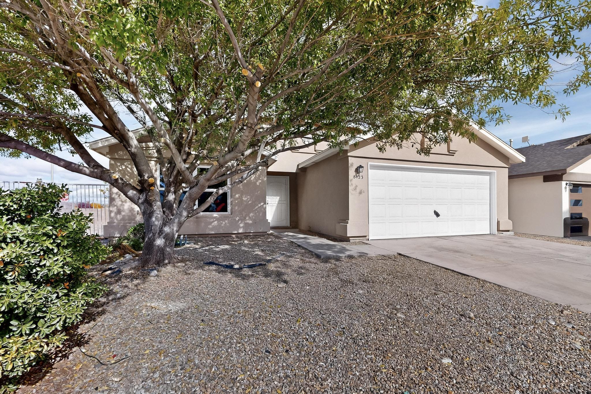 8423 Bay Mare Avenue SW