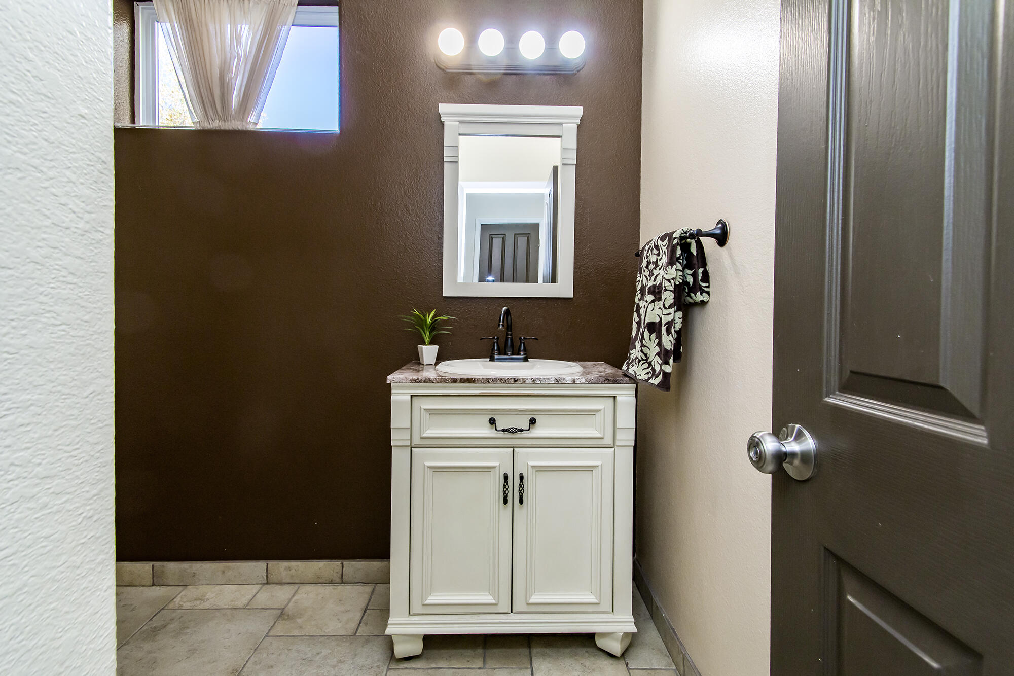 10472 CALLE ACANTA NW