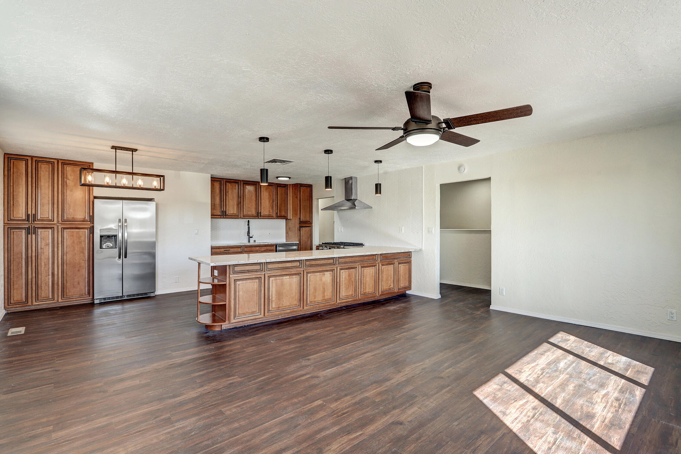 565 Lisbon Avenue SE