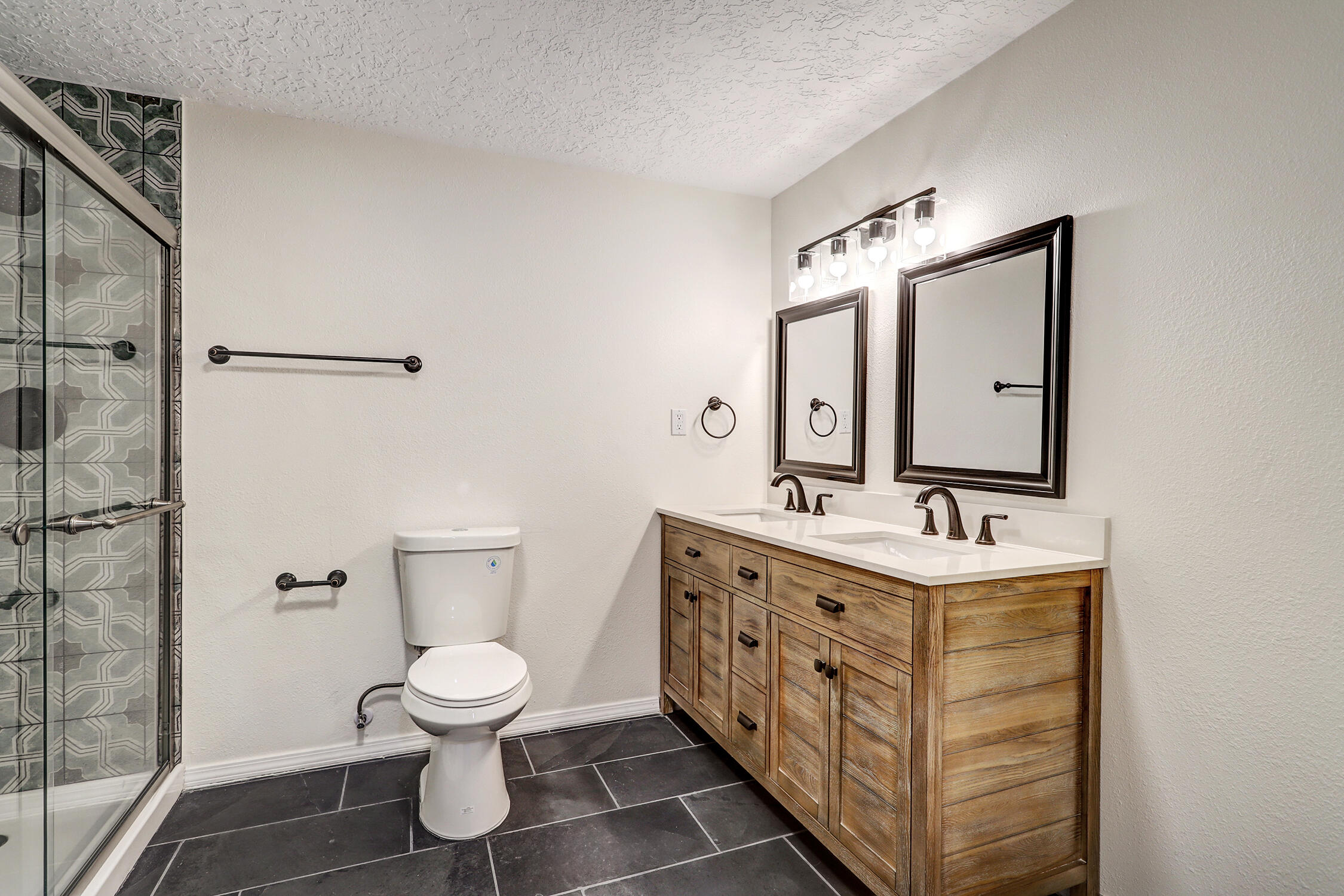 565 Lisbon Avenue SE