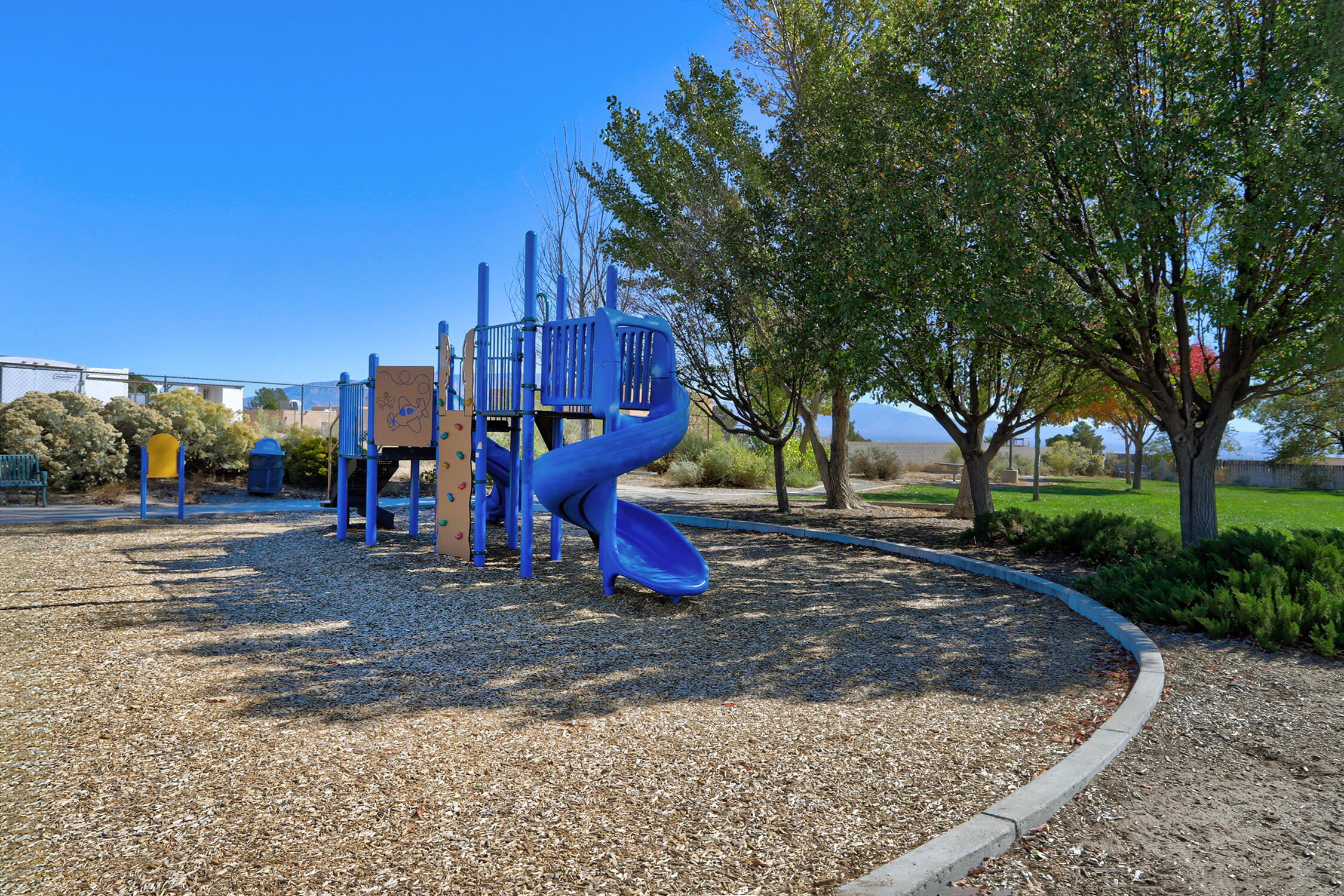 565 Lisbon Avenue SE