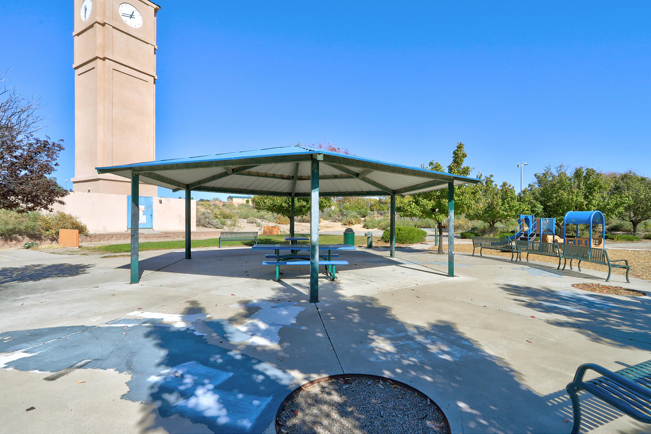 565 Lisbon Avenue SE