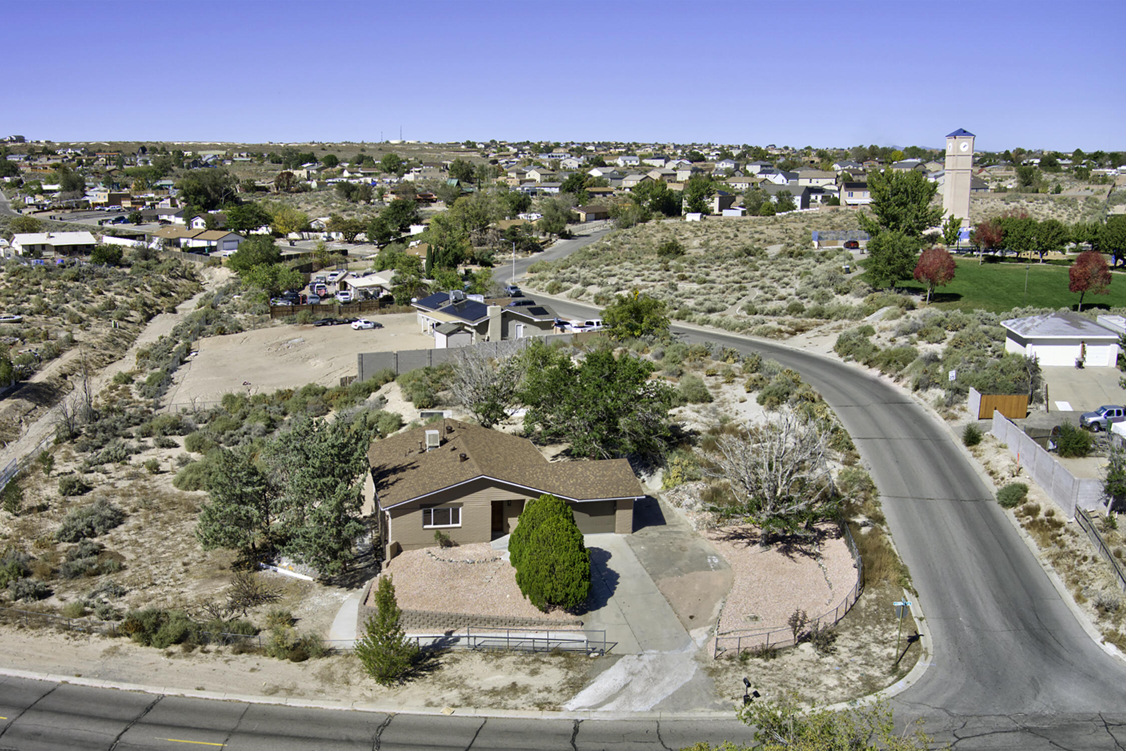 565 Lisbon Avenue SE