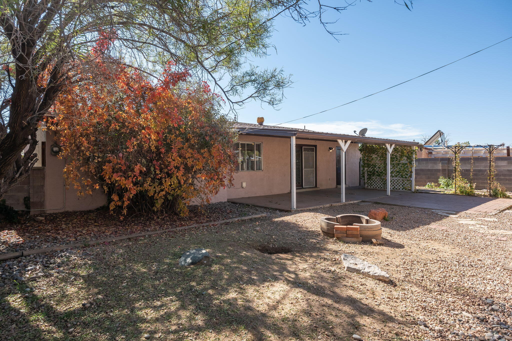 11625 Mocho Place NE