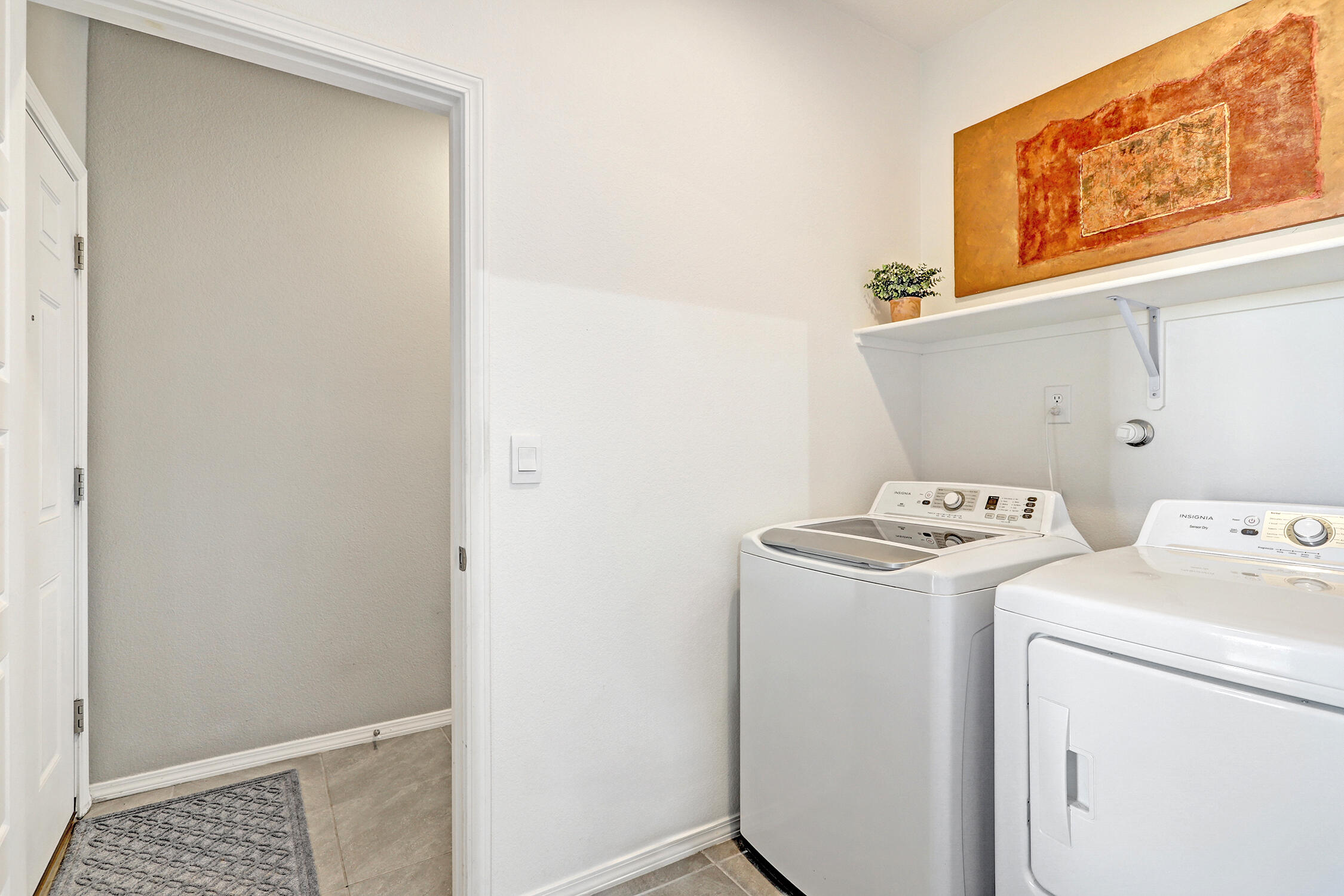 4802 Mount Salas Street NE