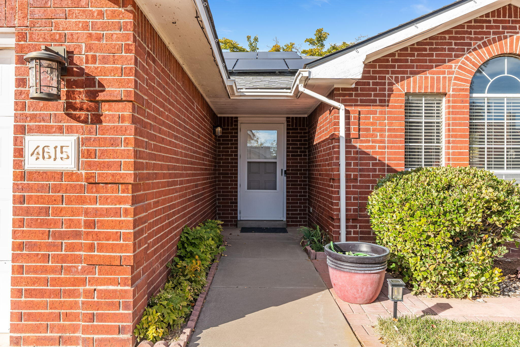 4615 Lobelia Road NW