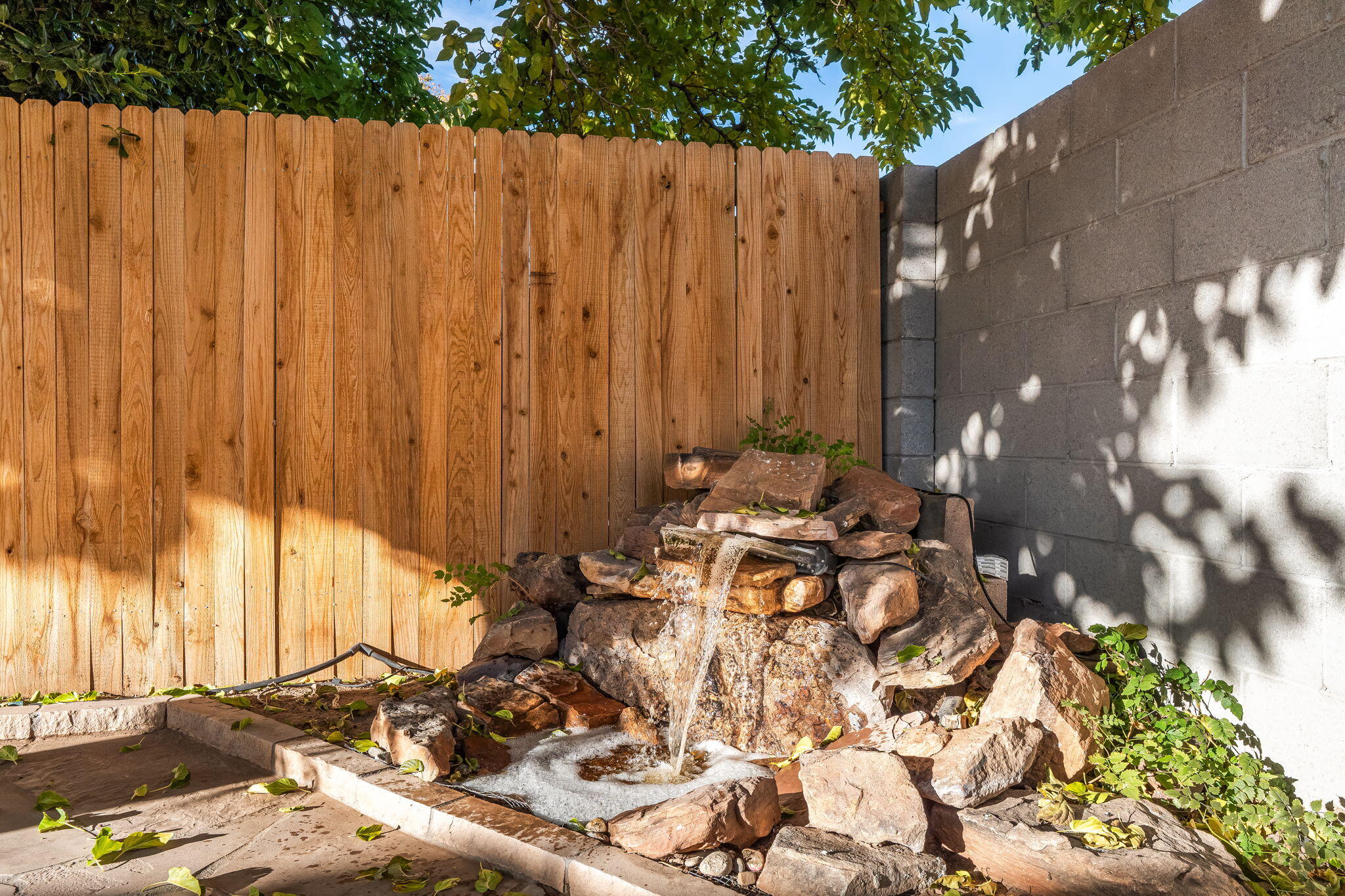 4615 Lobelia Road NW