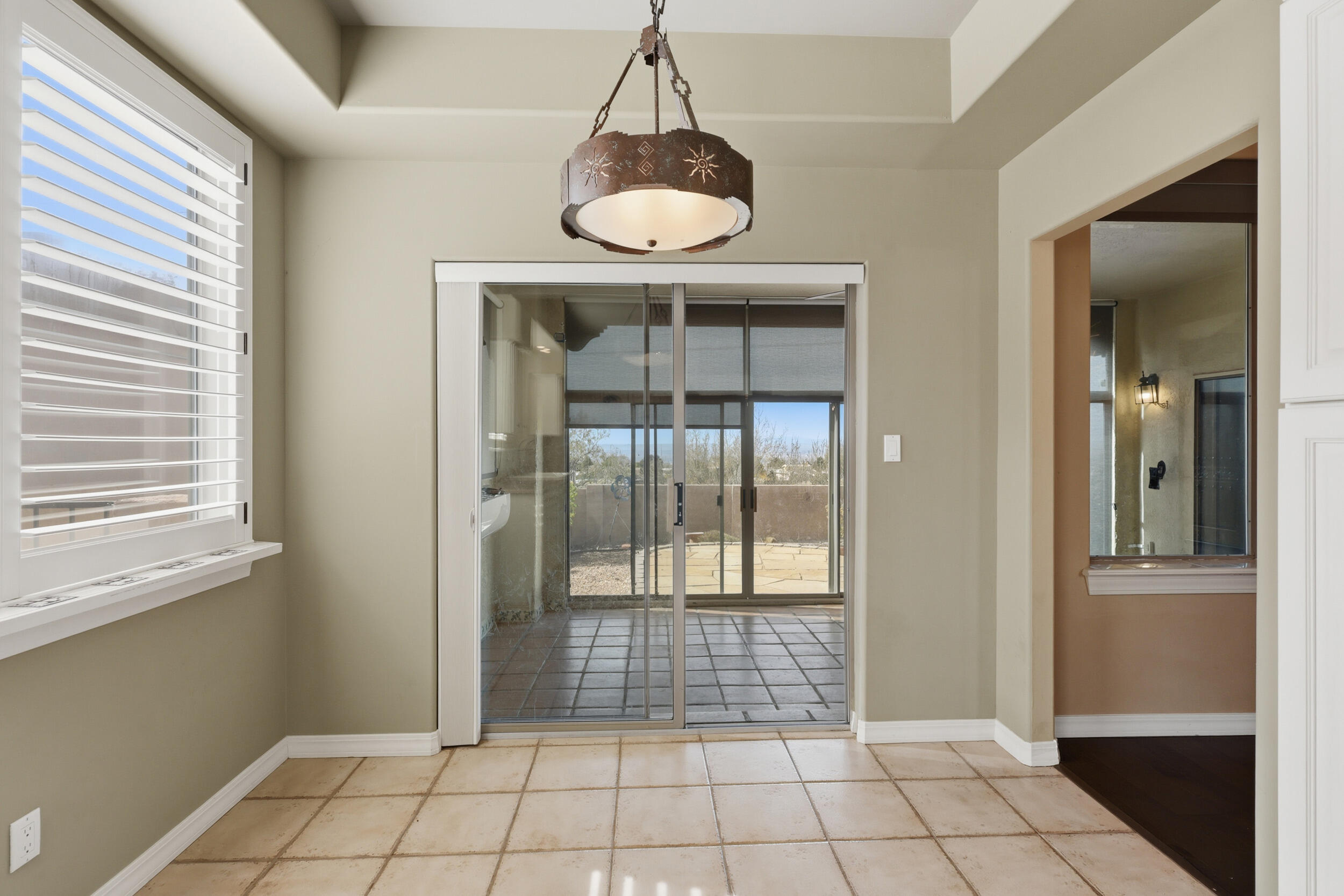 7739 Cedar Canyon Road NE