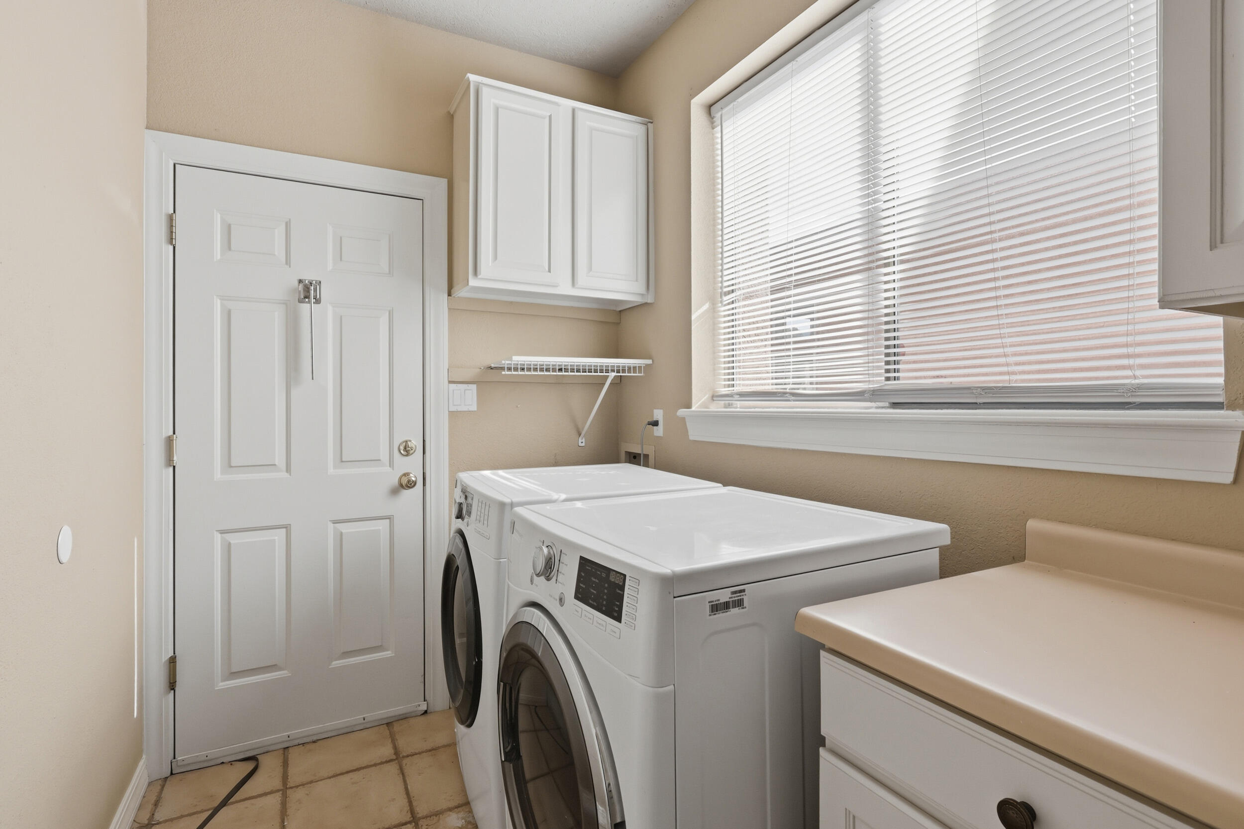 7739 Cedar Canyon Road NE