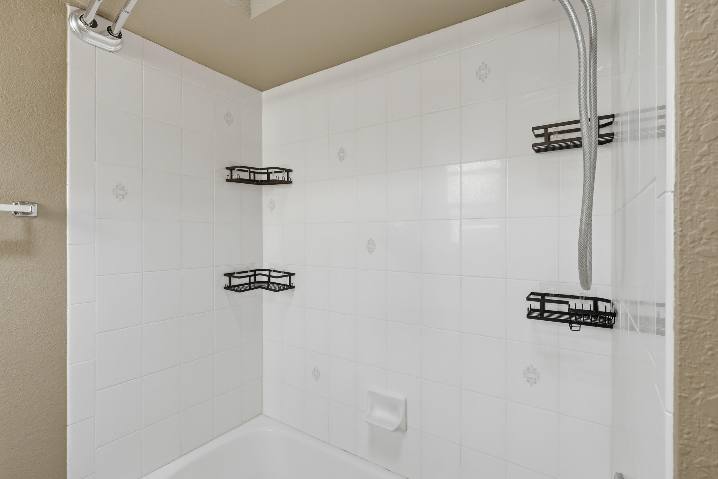 7739 Cedar Canyon Road NE