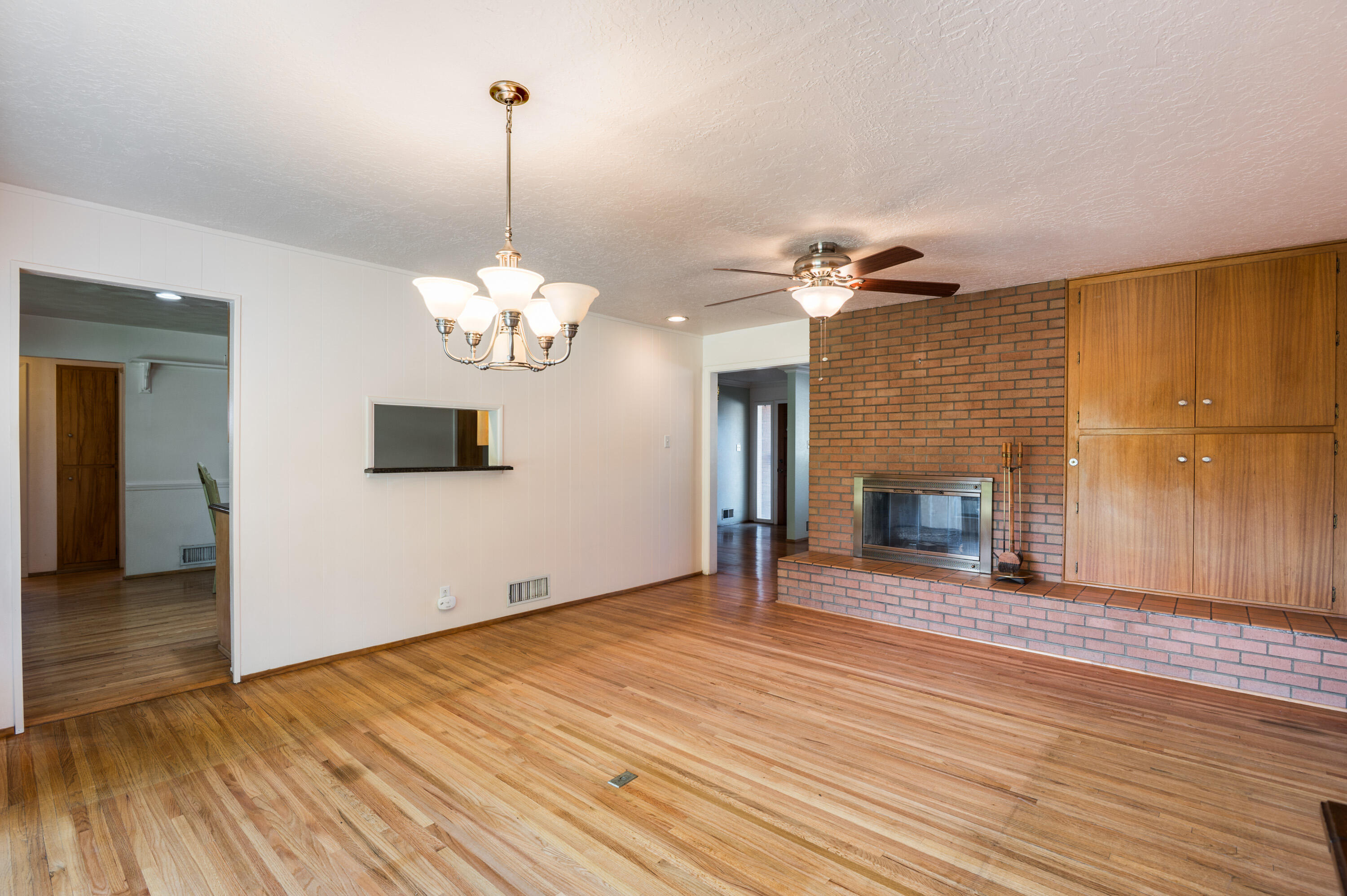 2912 MESILLA Street NE