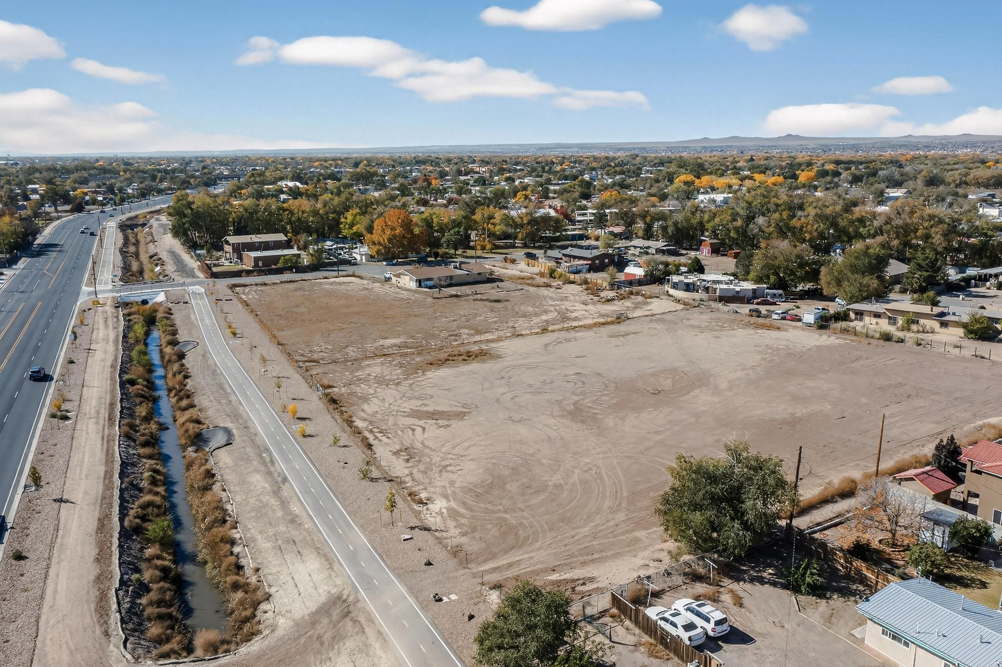 221 Homeland Road NW