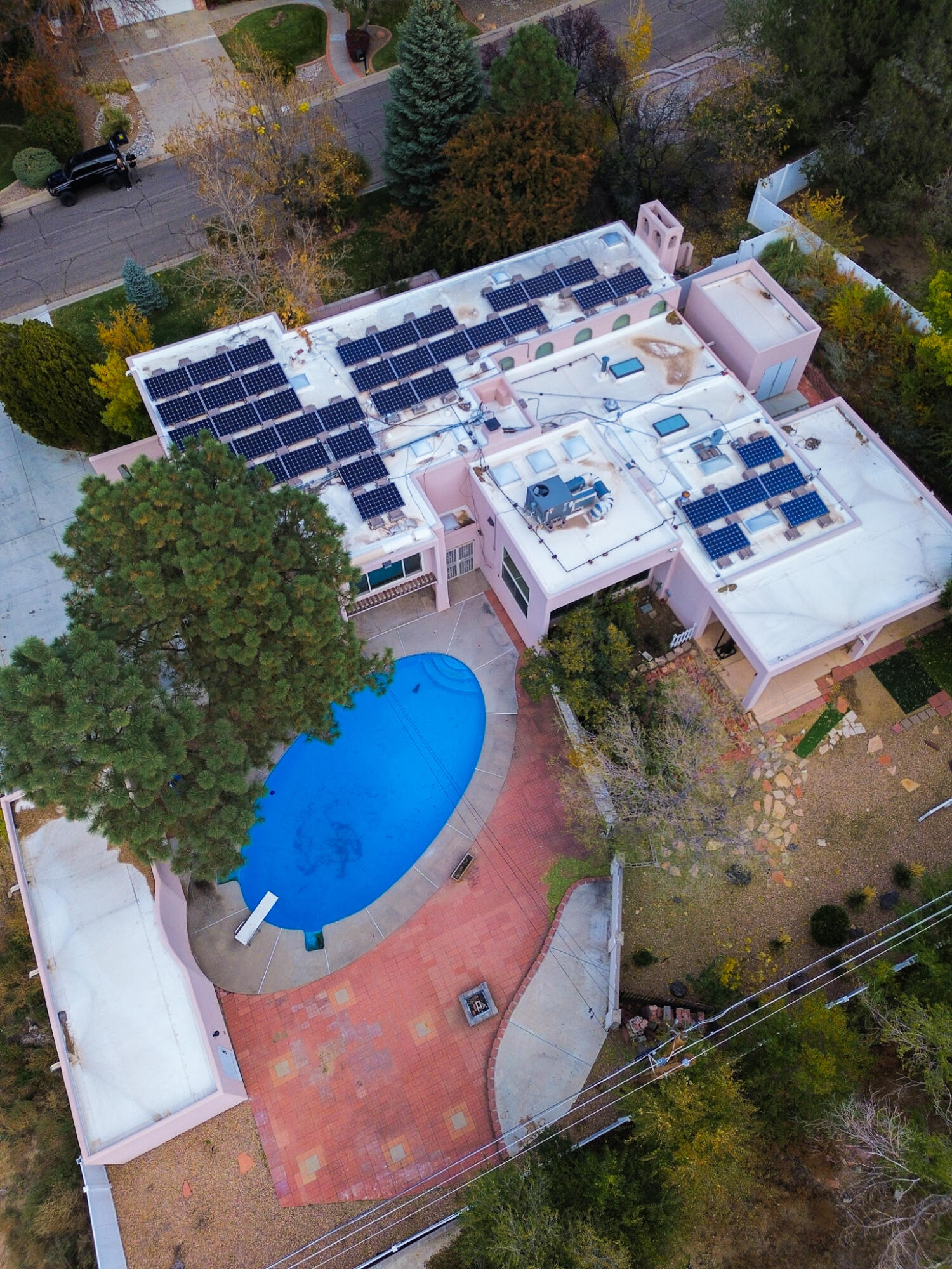 720 Lamp Post Circle SE