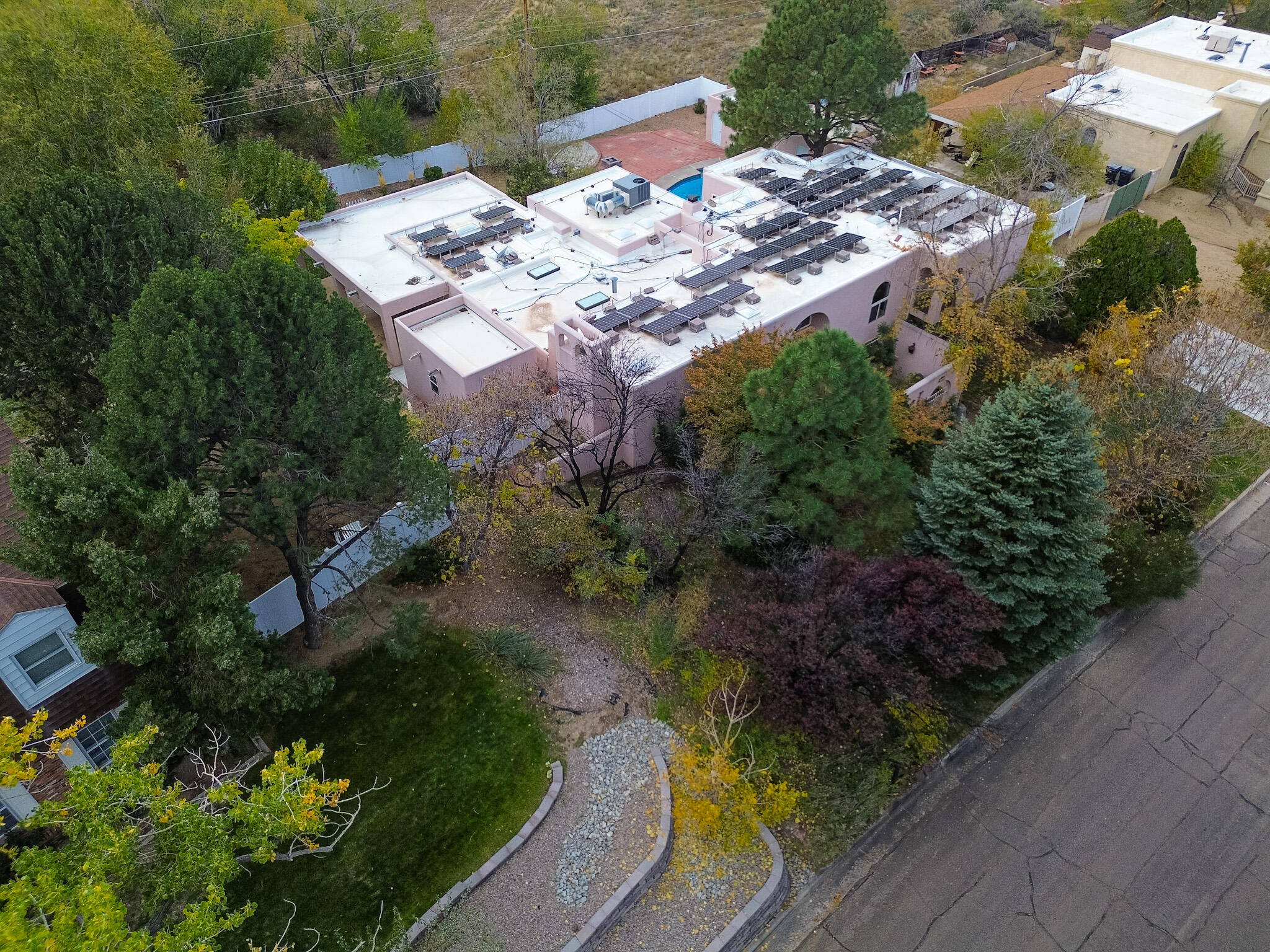 720 Lamp Post Circle SE