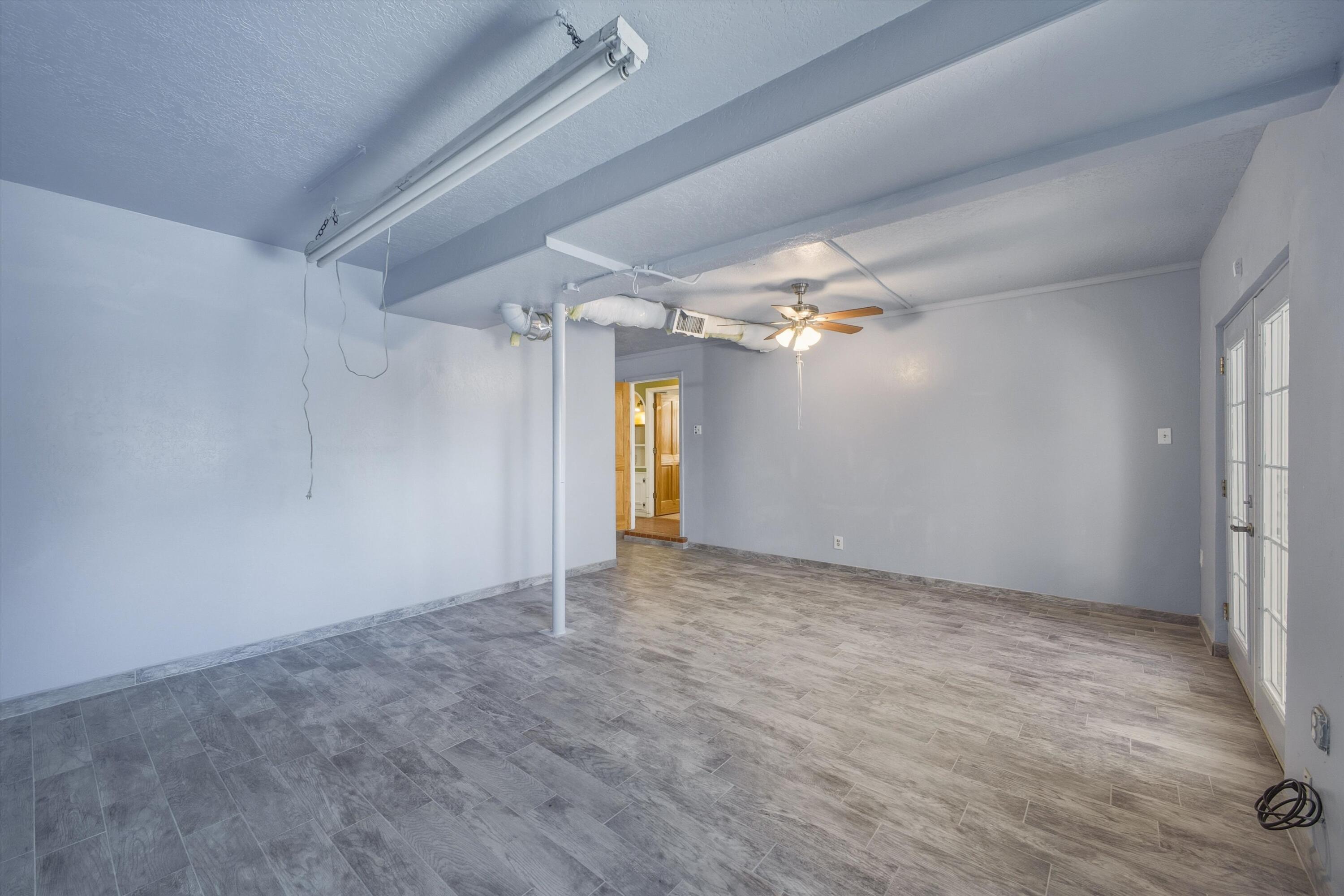 720 Lamp Post Circle SE