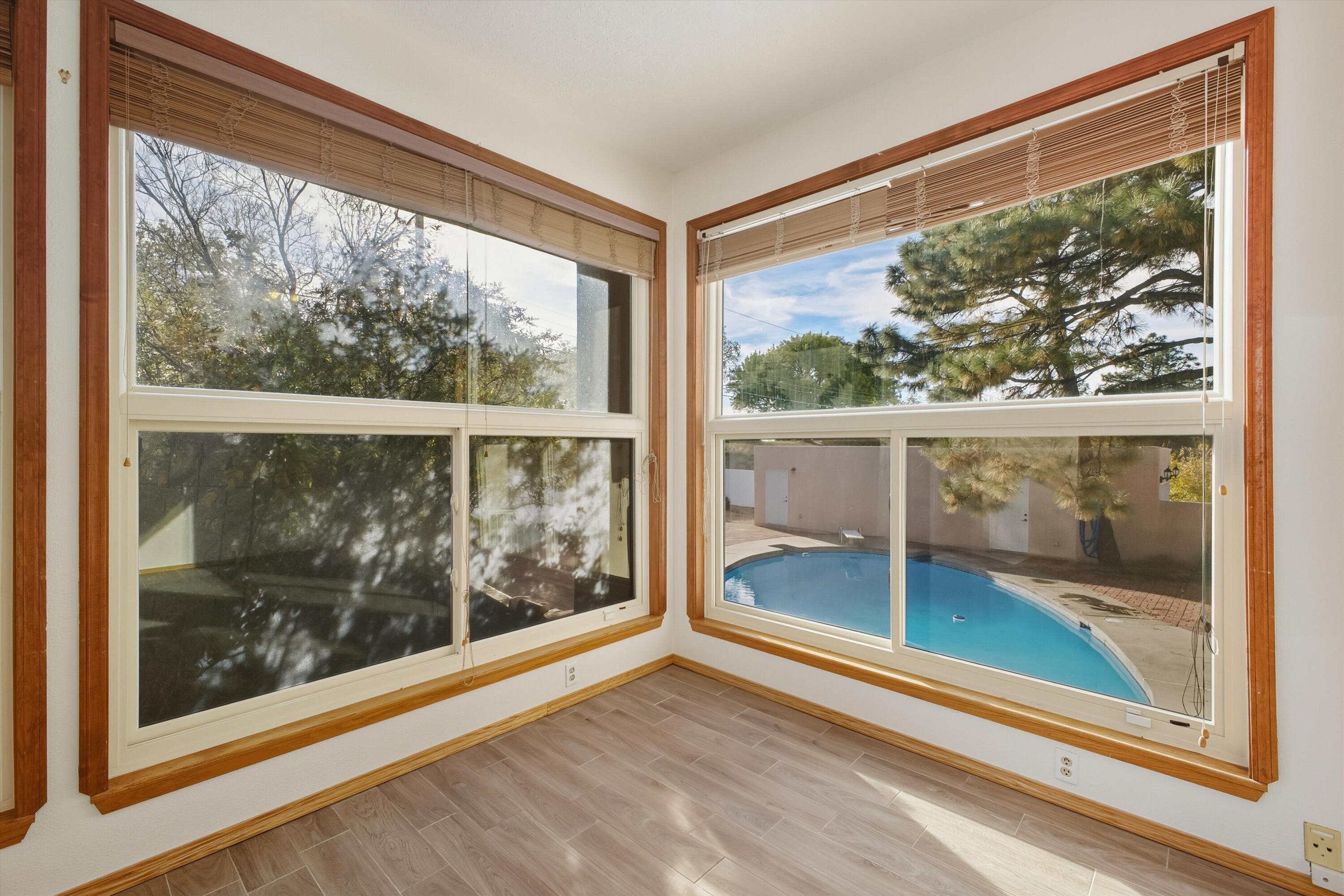 720 Lamp Post Circle SE