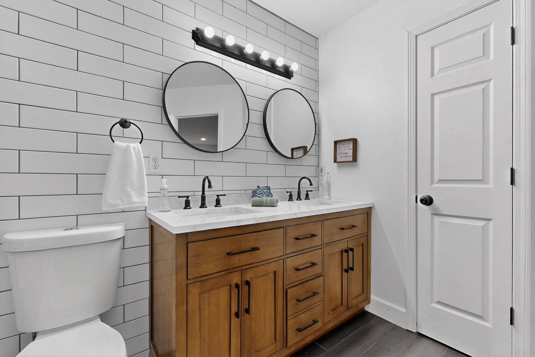 5348 River Ridge Avenue NW