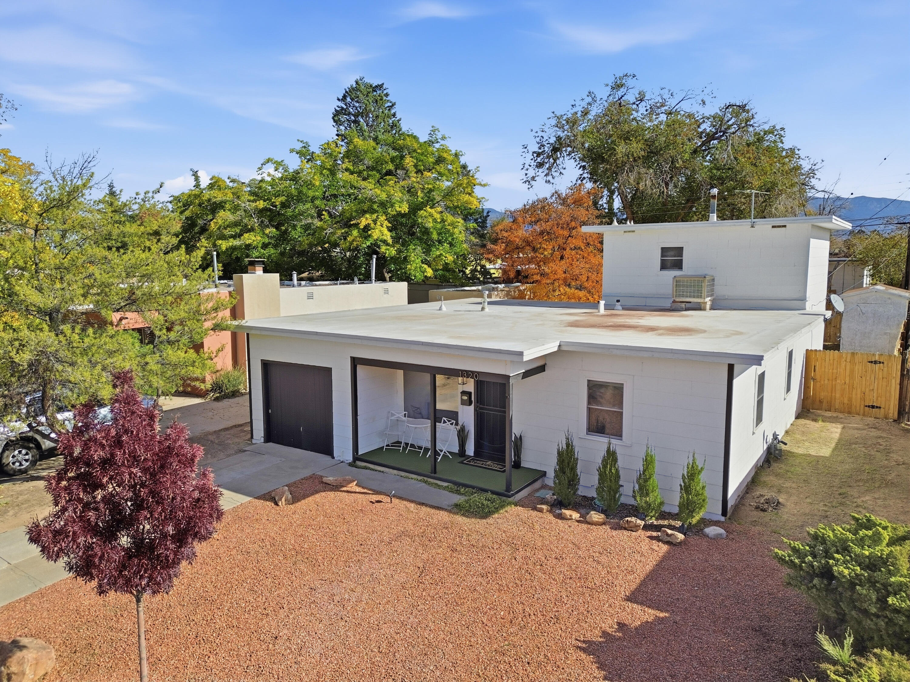 1320 Stanford Drive NE