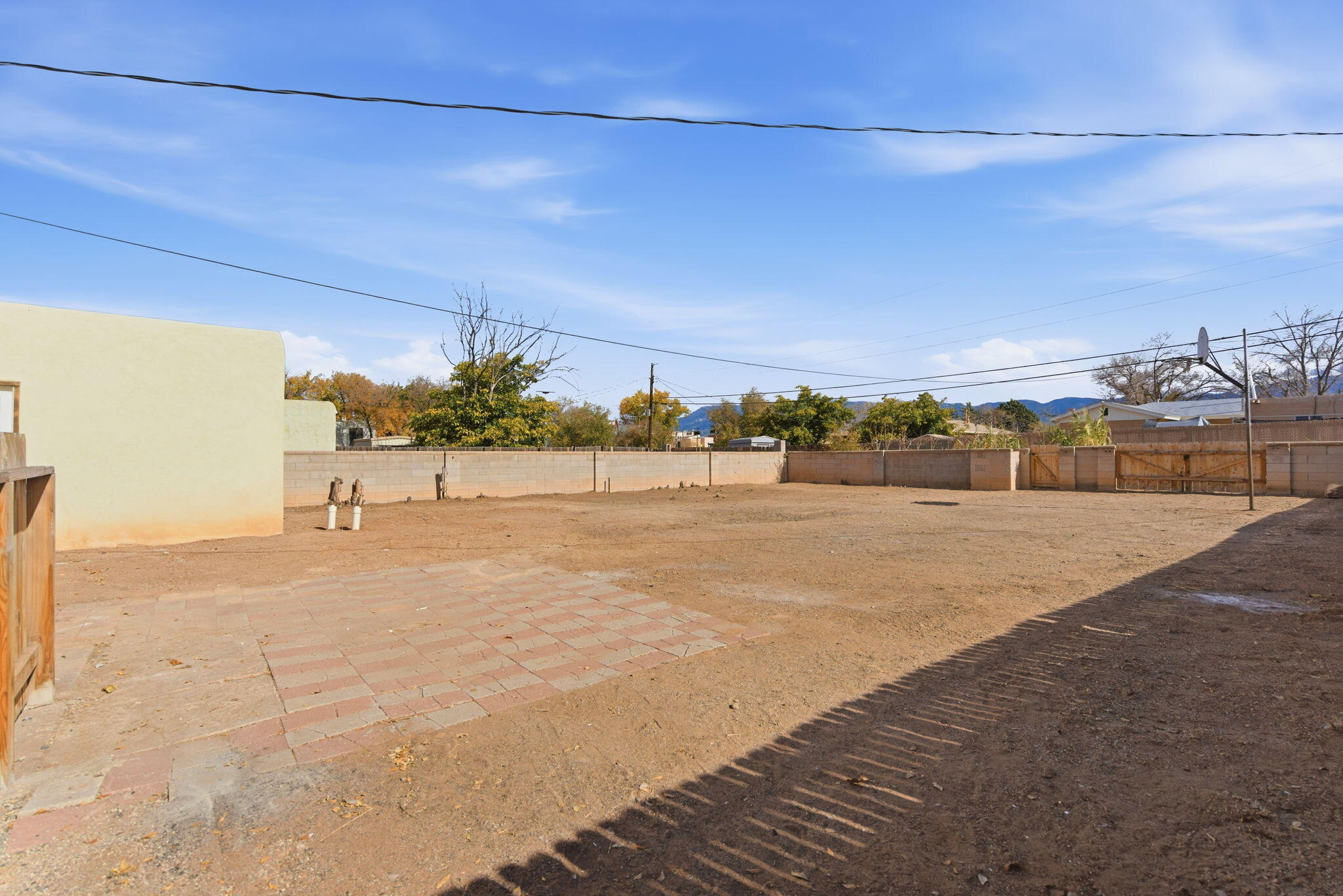 2938 Washington Street NE