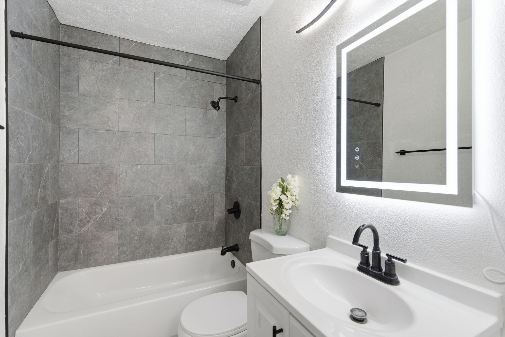 2938 Washington Street NE