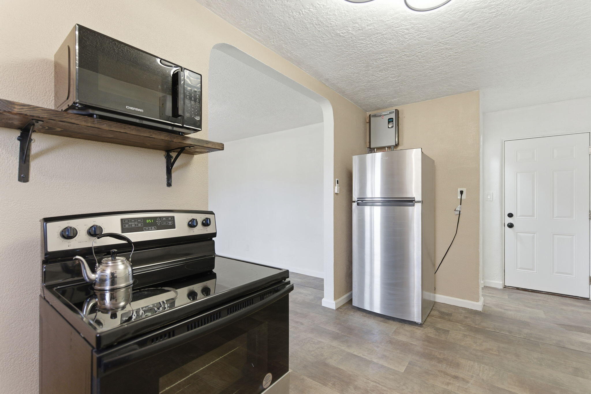 2938 Washington Street NE