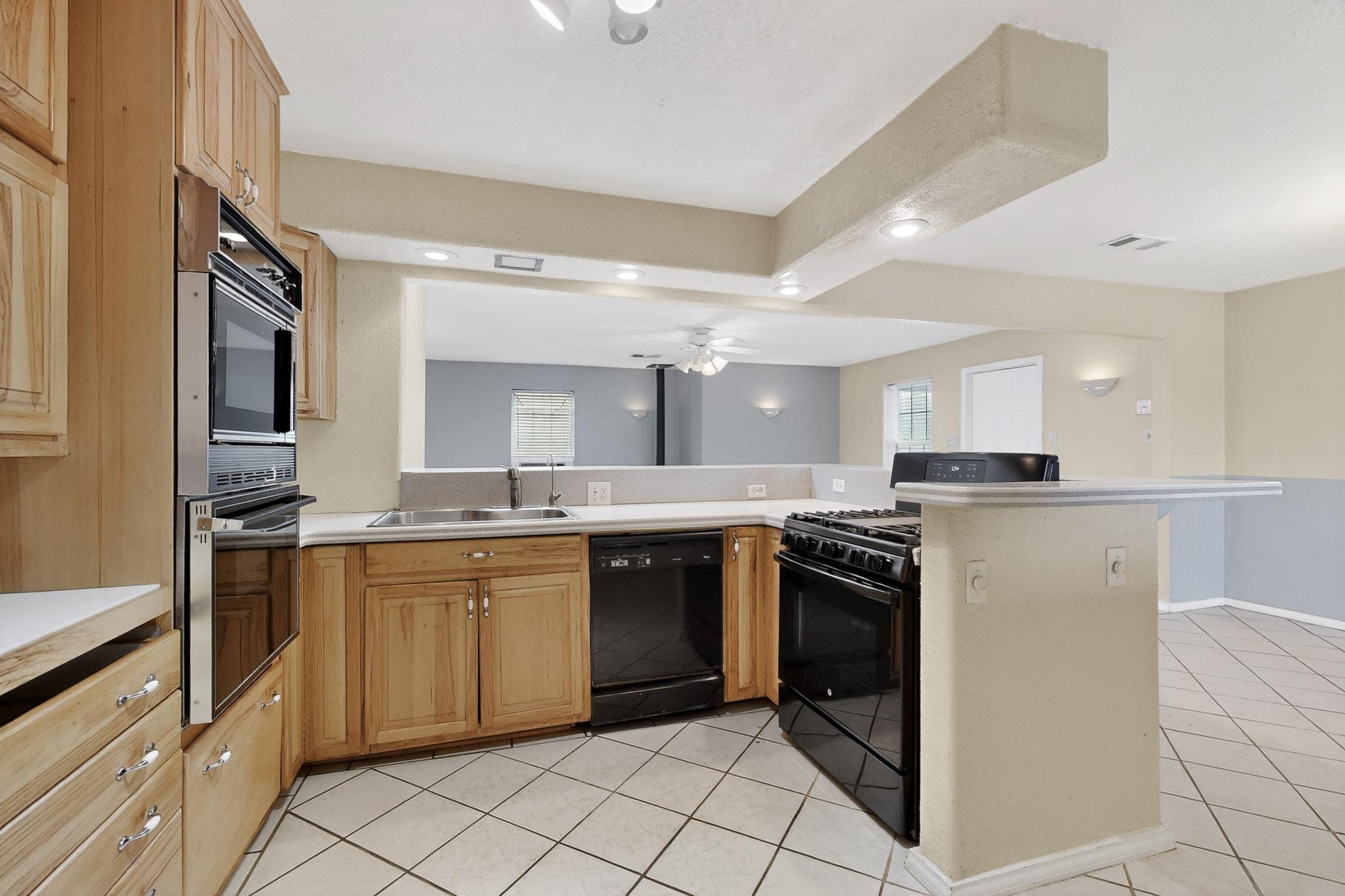 1700 Vassar Drive SE