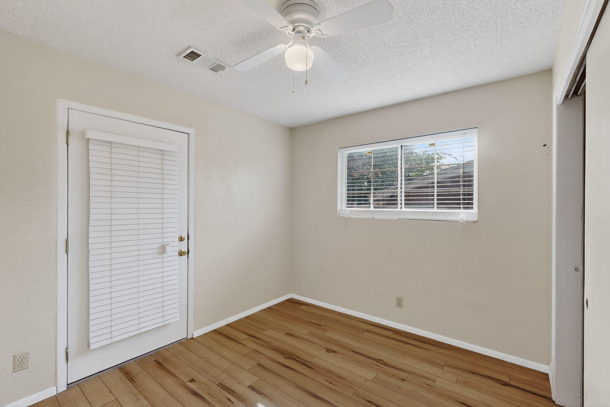 1700 Vassar Drive SE