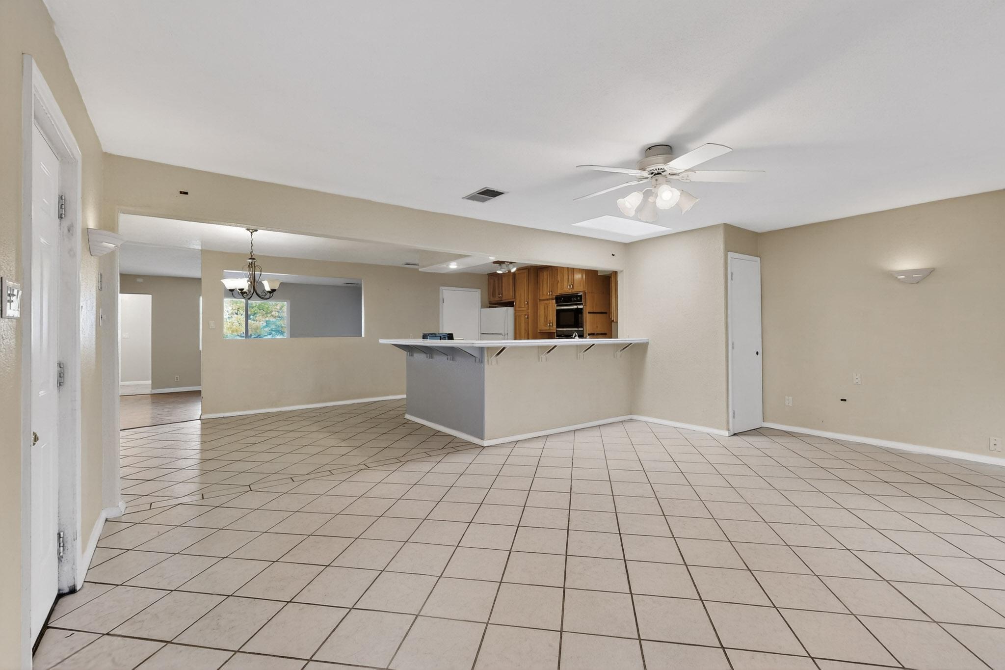 1700 Vassar Drive SE