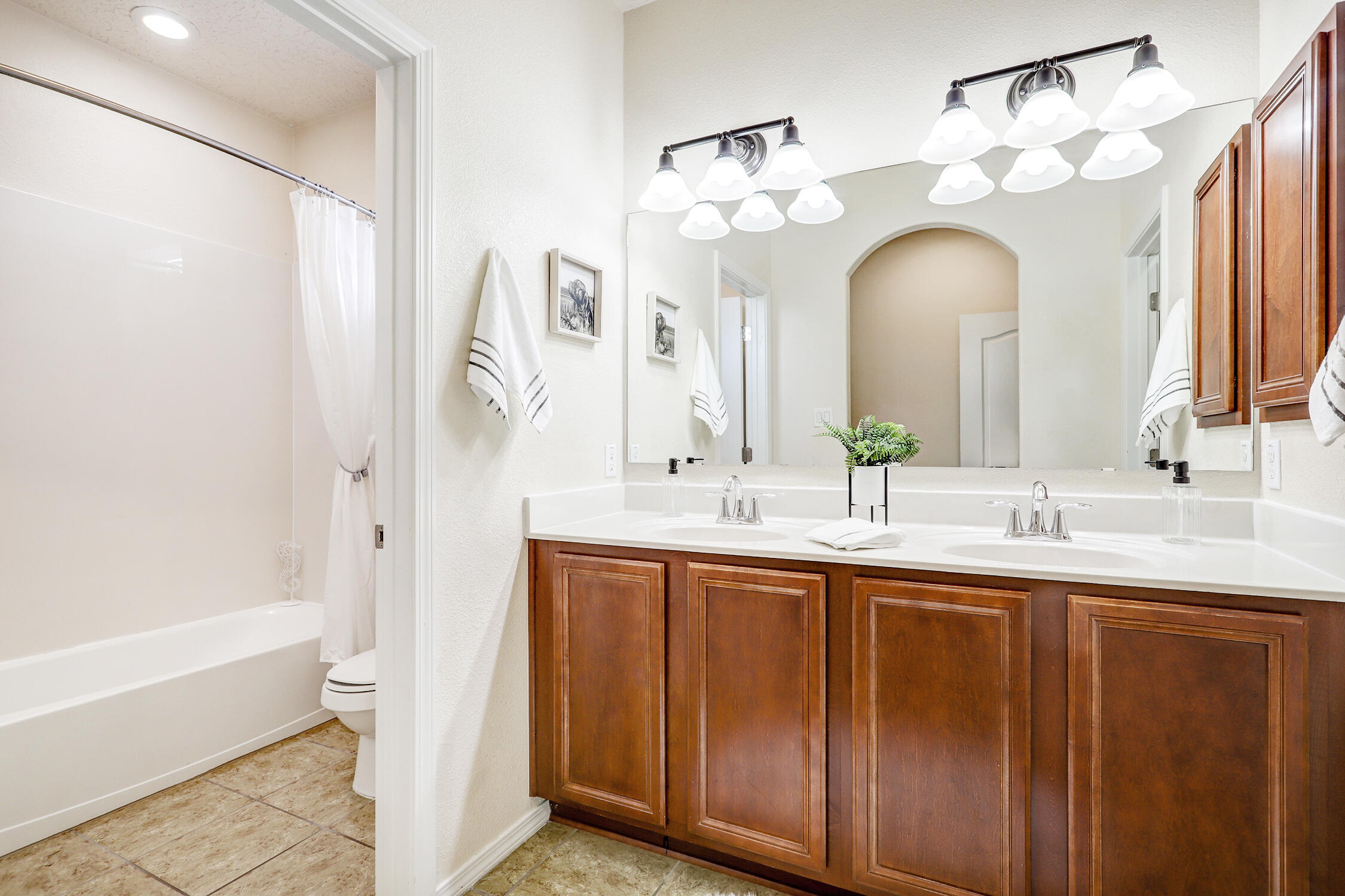 4645 Santo Domingo Street B