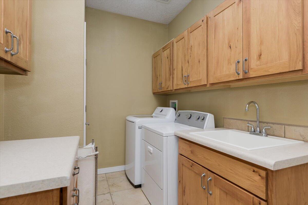 26 Lauren Taylor Court