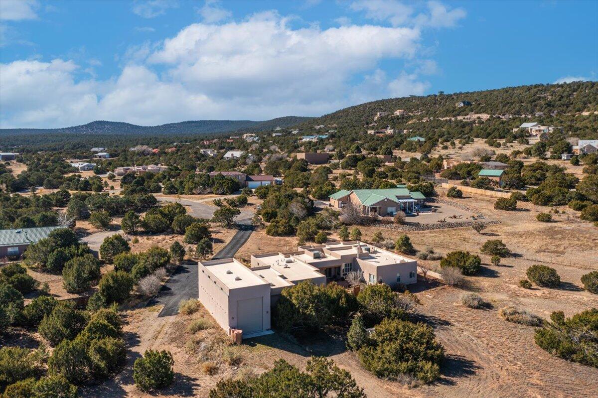 26 Lauren Taylor Court