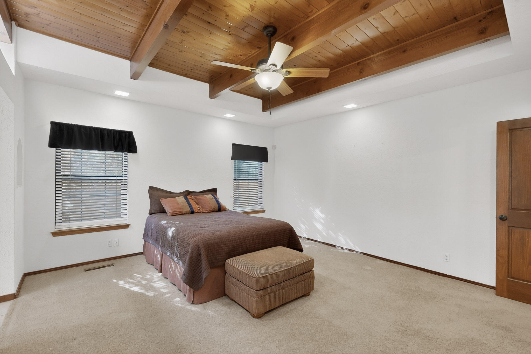 6400 Guadalupe Place NW