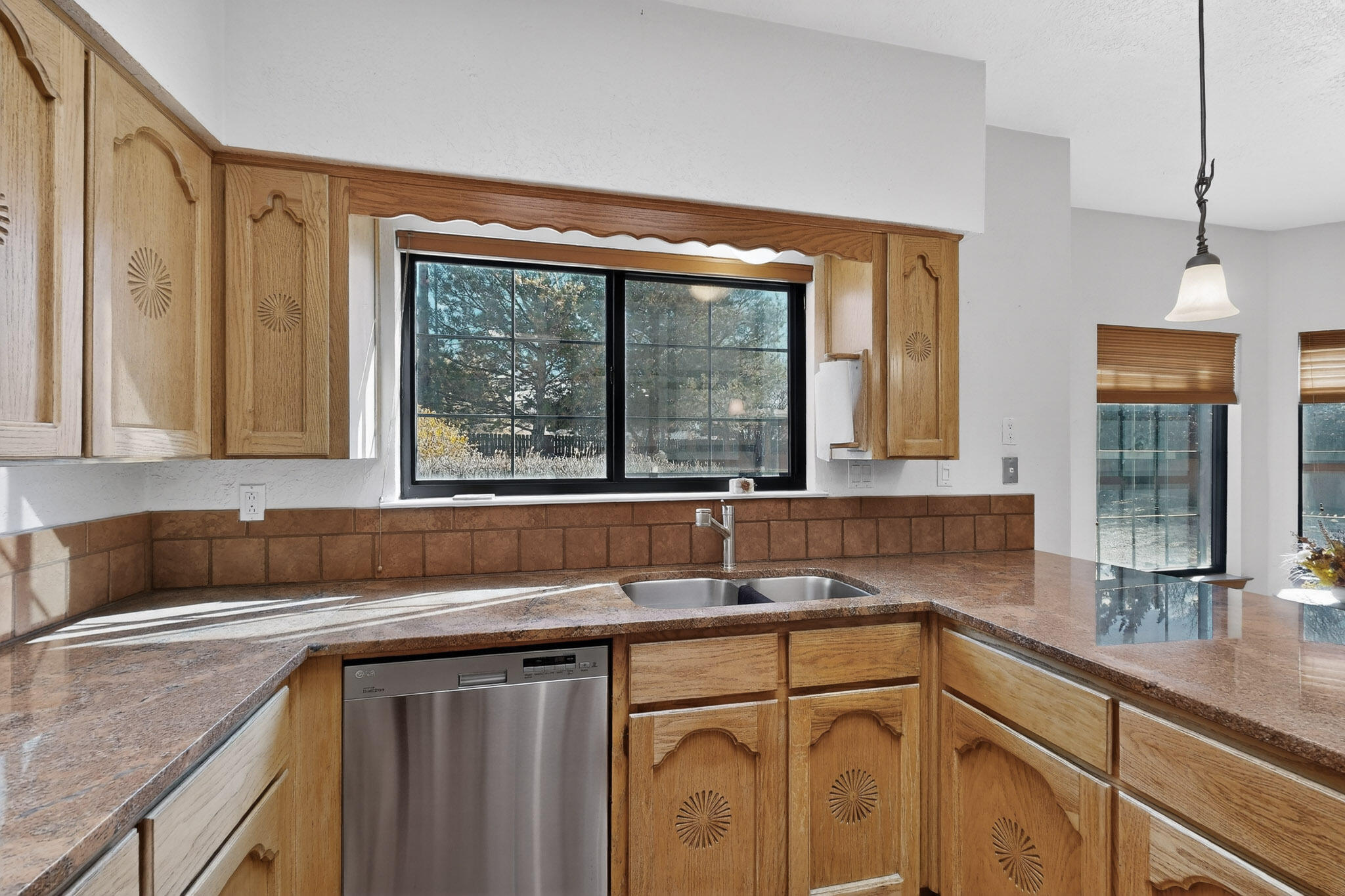 6400 Guadalupe Place NW