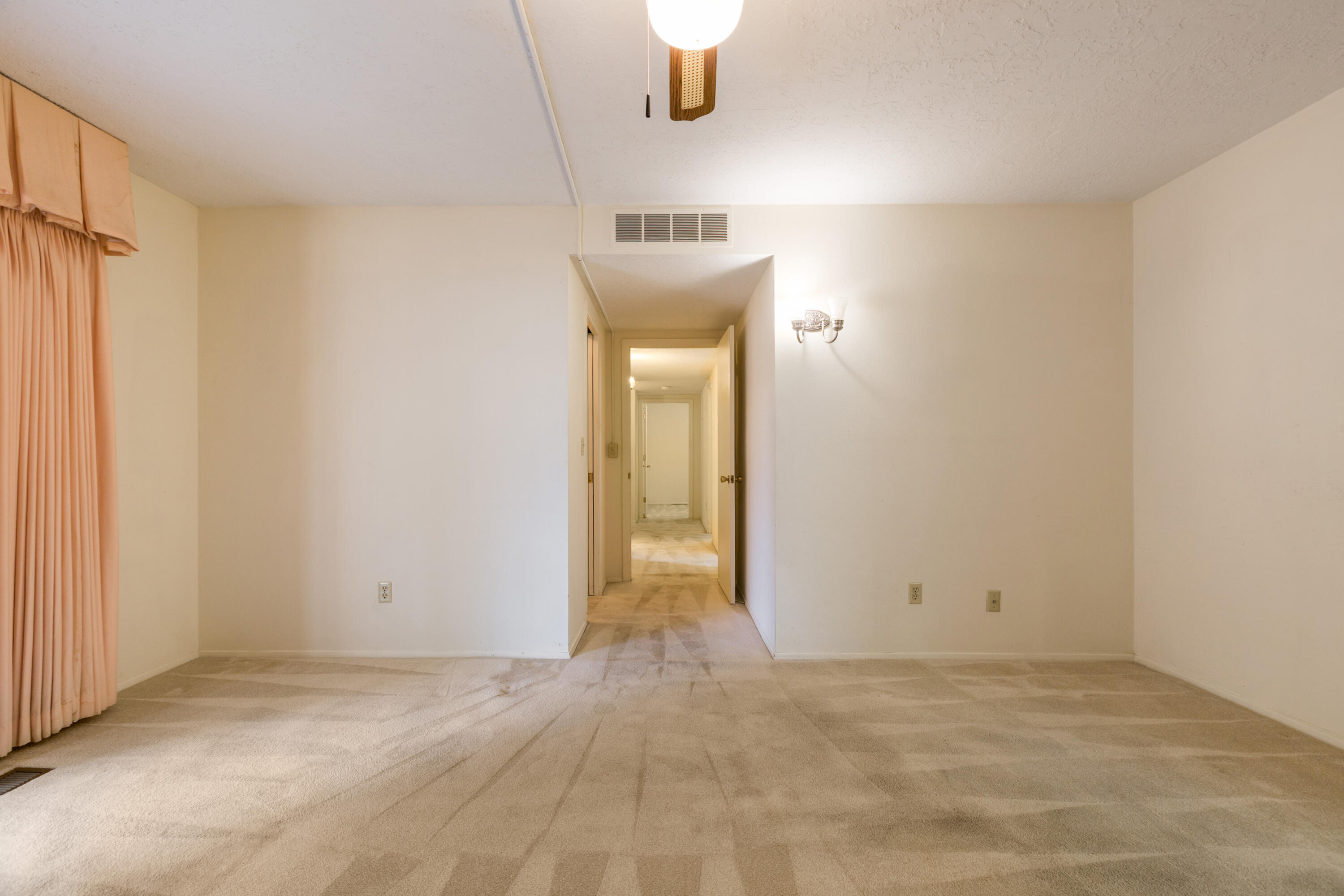 6012 Torreon Drive NE