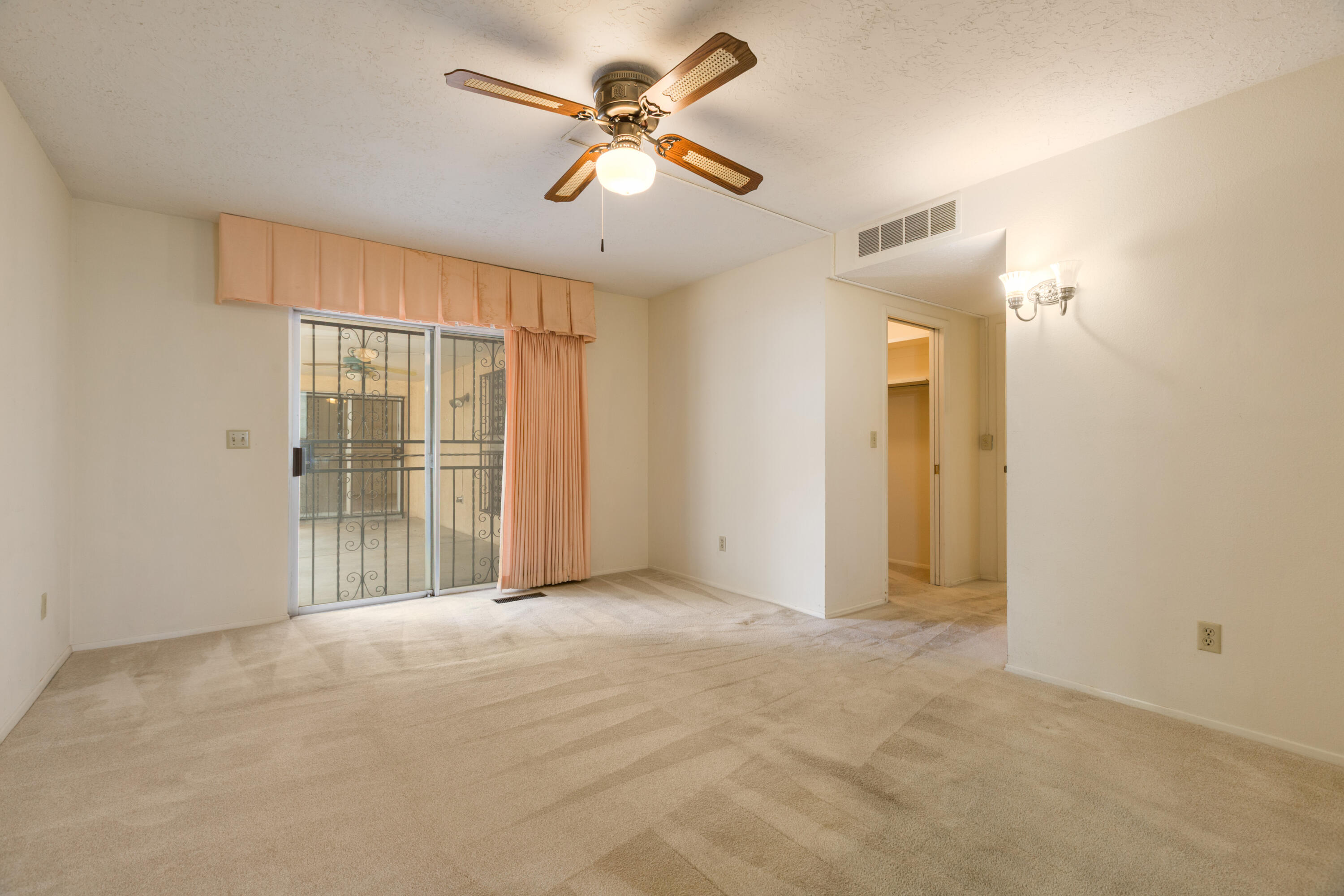 6012 Torreon Drive NE