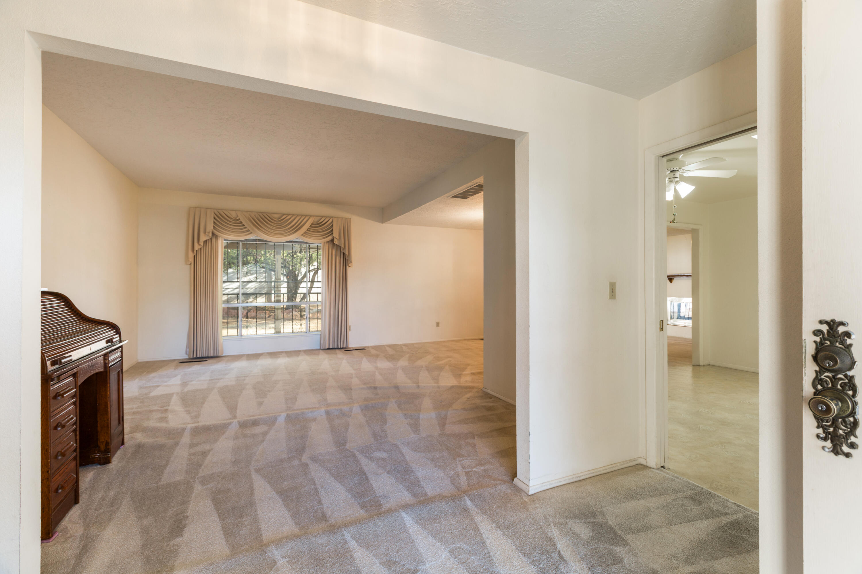 6012 Torreon Drive NE