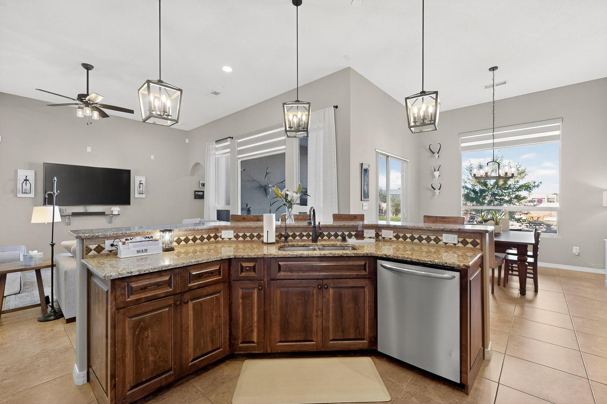 7201 Hapsburg Road NE