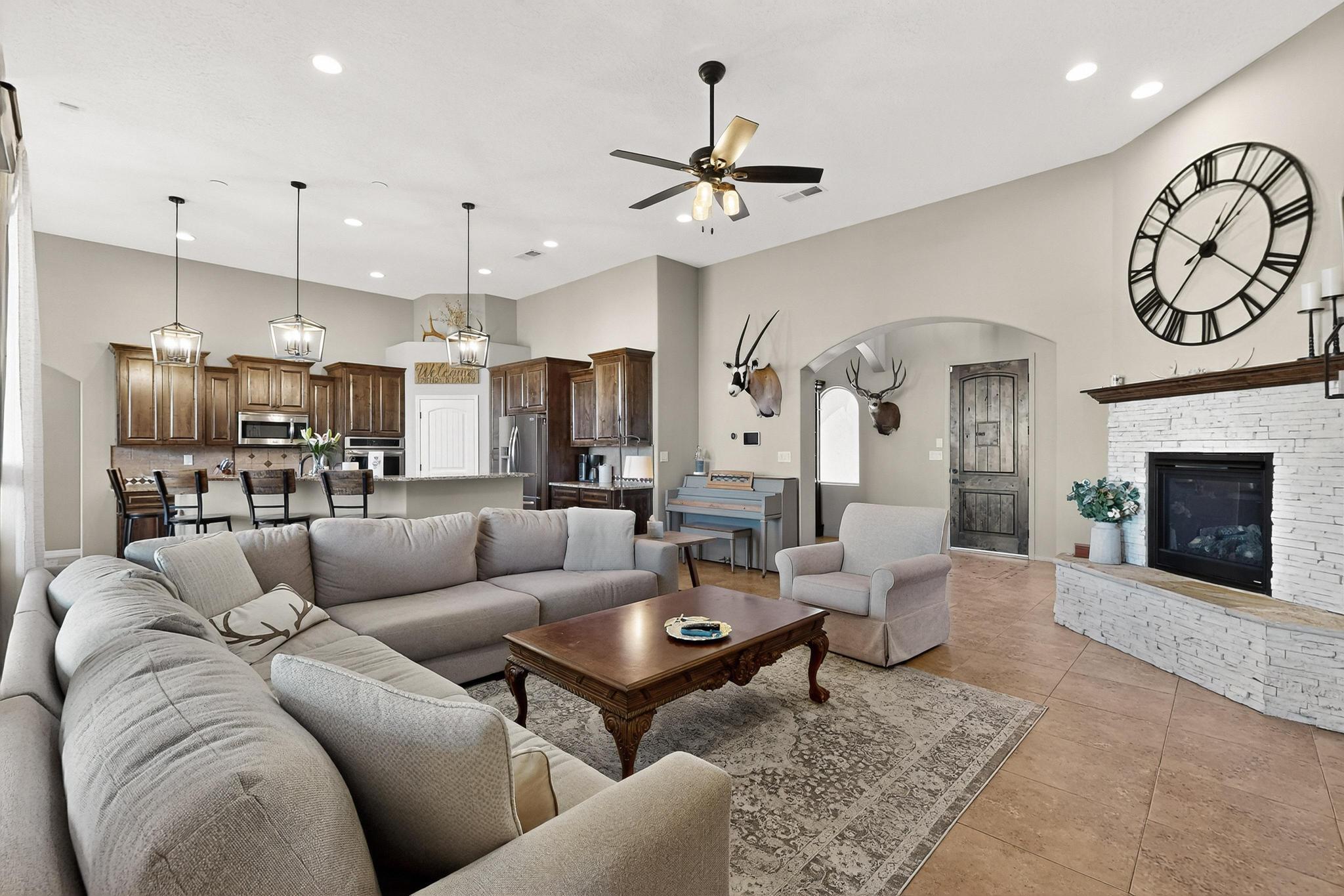 7201 Hapsburg Road NE