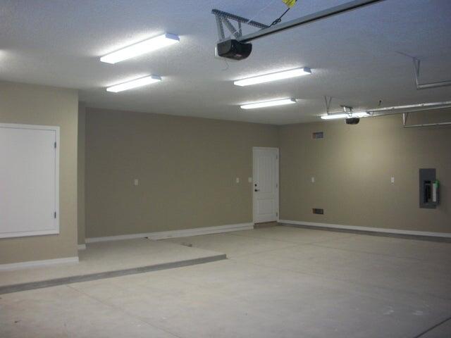 7201 Hapsburg Road NE