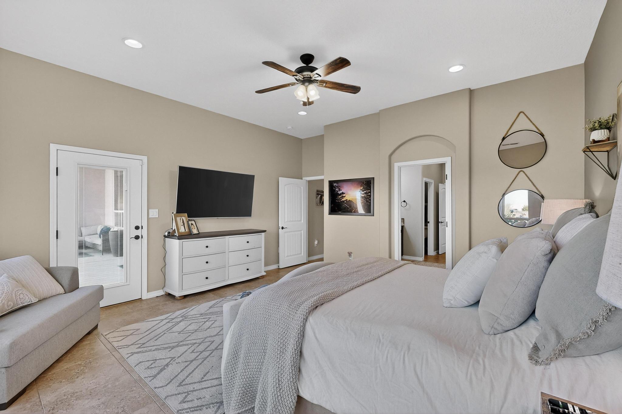 7201 Hapsburg Road NE