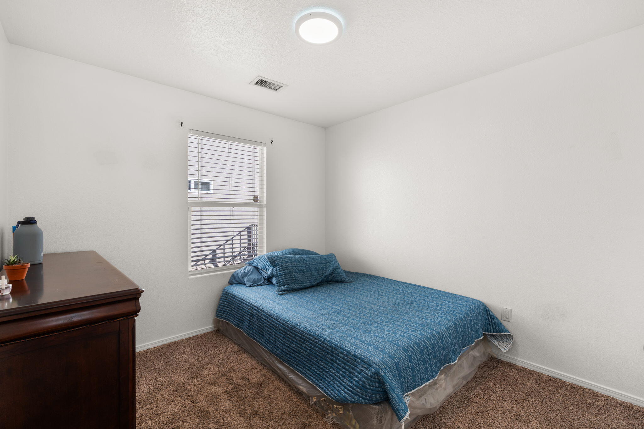 1105 Telstar Loop NW