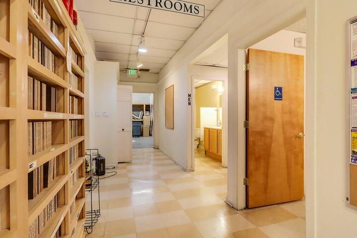 2200 Eubank Boulevard NE