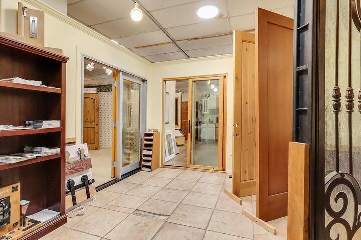 2200 Eubank Boulevard NE