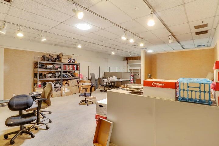 2200 Eubank Boulevard NE