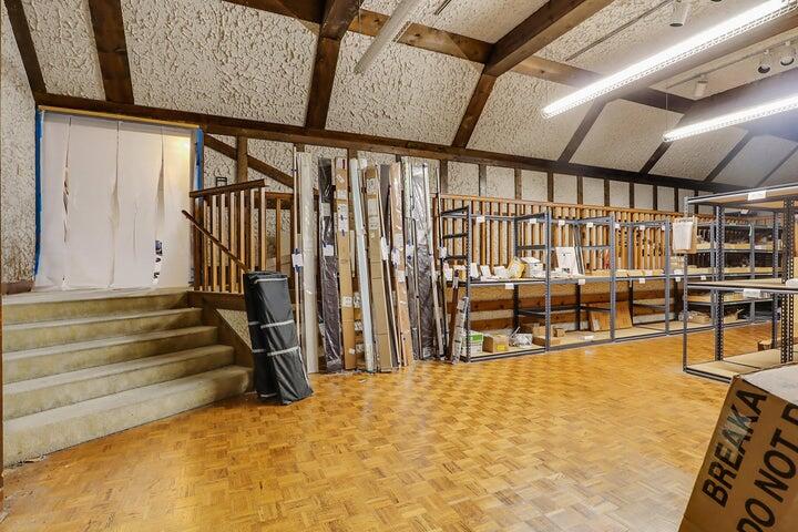 2200 Eubank Boulevard NE