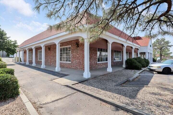 2200 Eubank Boulevard NE