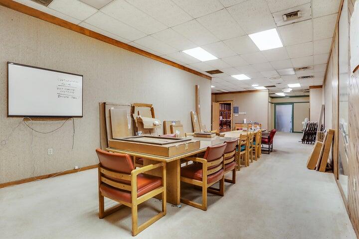 2200 Eubank Boulevard NE