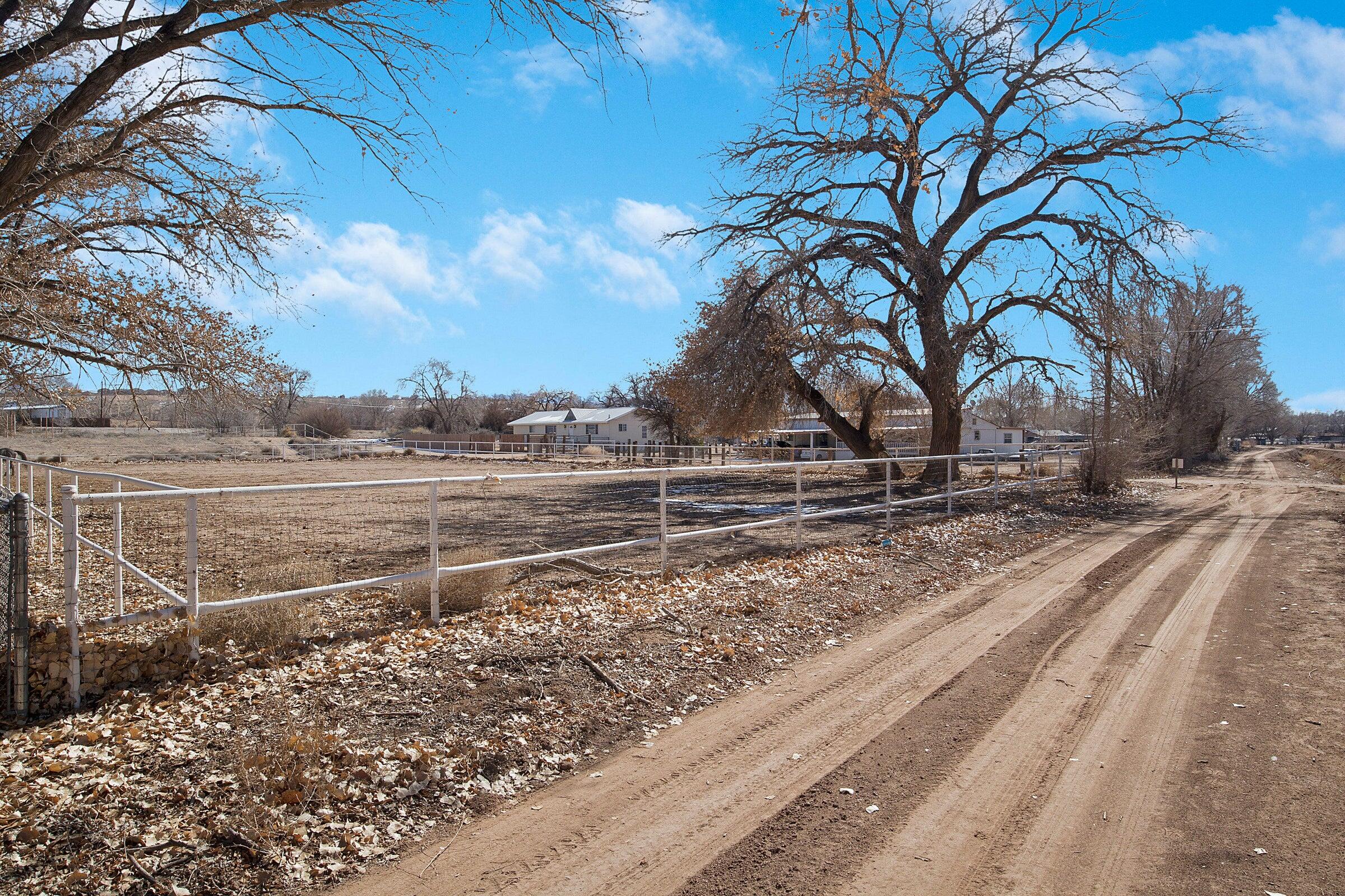 0 El Cerro Loop, Los Lunas, SW